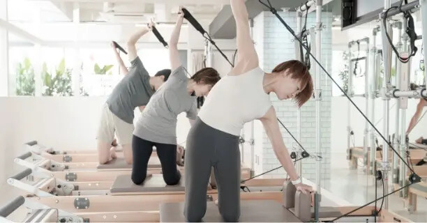 zen place pilates江坂スタジオ