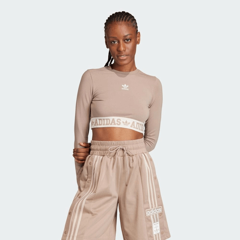 adidas（アディダス）